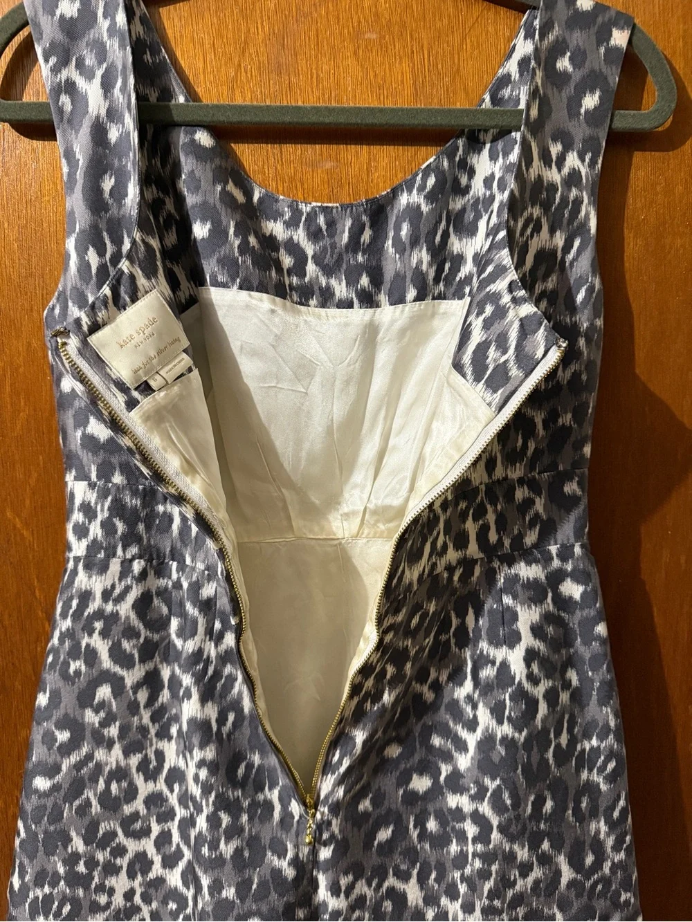 EUC Kate Spade Sleeveless Grey Leopard Print Fit & Flare Dress - Size 6